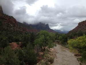 A view of the Watchman (pointy peak in the middle) from the Grotto trail on a rainy day.